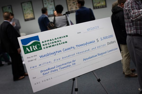 Appalachian Regional Commission POWER Award check to Washington County
